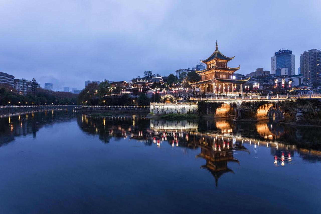 Holiday Inn Guiyang City Center By Ihg Exterior photo